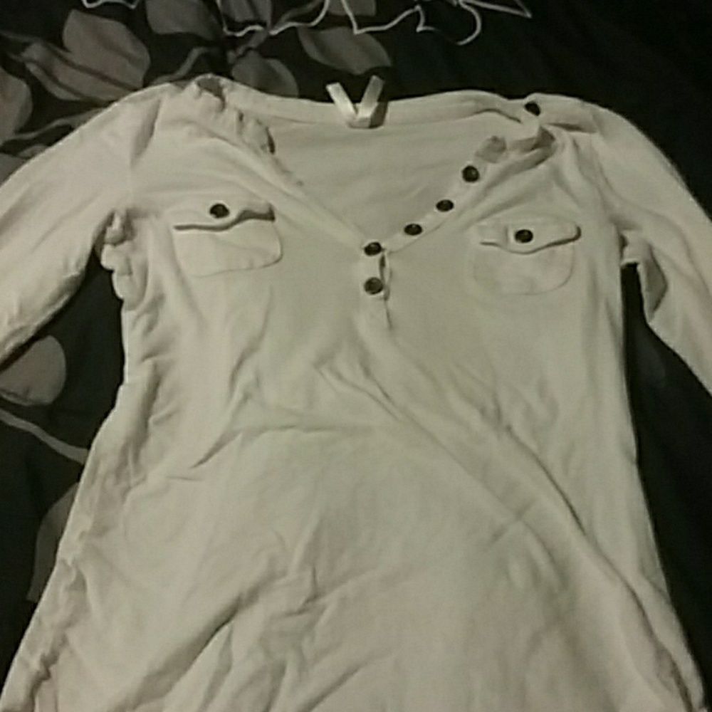 White long sleeve shirt